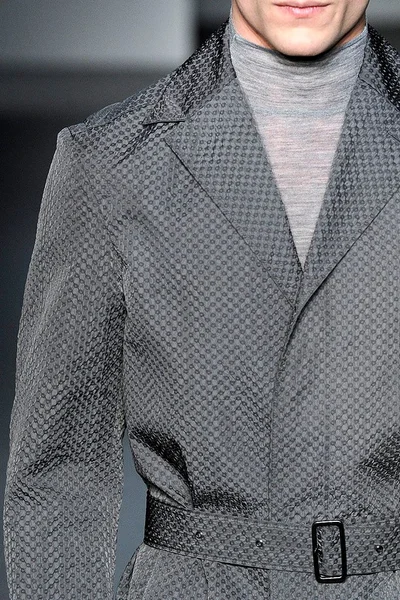 Look 9